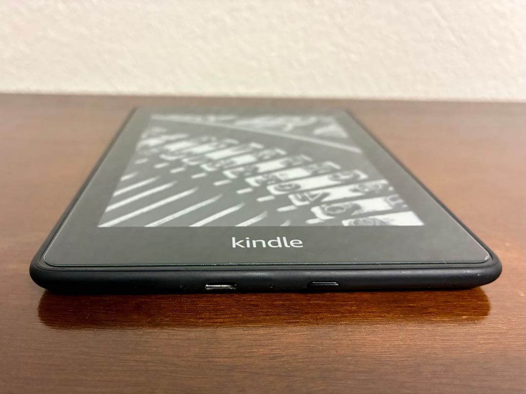 Amazon Kindle Paper White（第10世代）