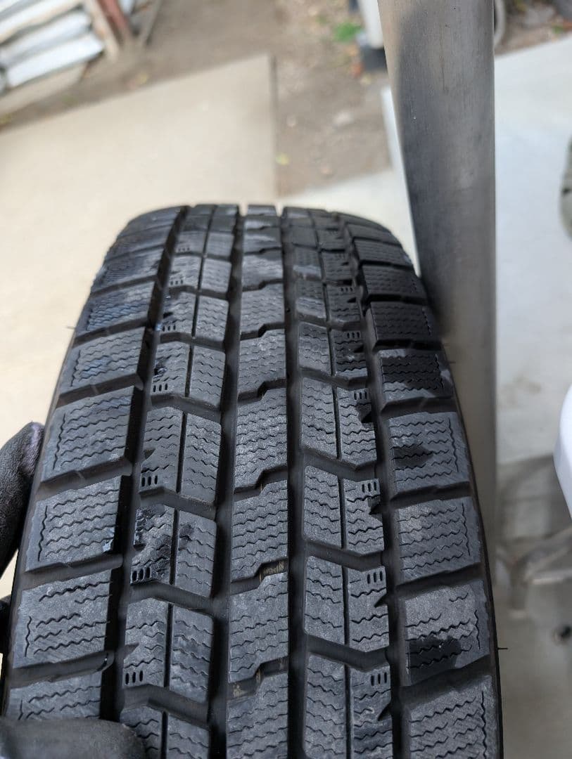 グッドイヤースタッドレスタイヤ 195/65R15ホイール付き