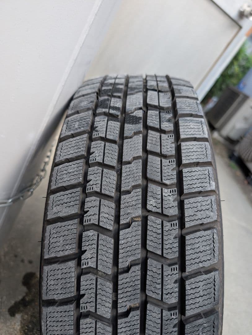 グッドイヤースタッドレスタイヤ 195/65R15ホイール付き