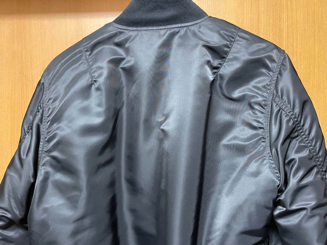 ALPHA INDUSTRIES MA-1 Lサイズ 丈長 細身 ブラック中綿入