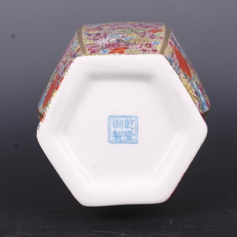 清乾隆蒔金琺瑯彩万花柄六方花瓶 陶磁器 装飾品 現代工芸品美術品 置物