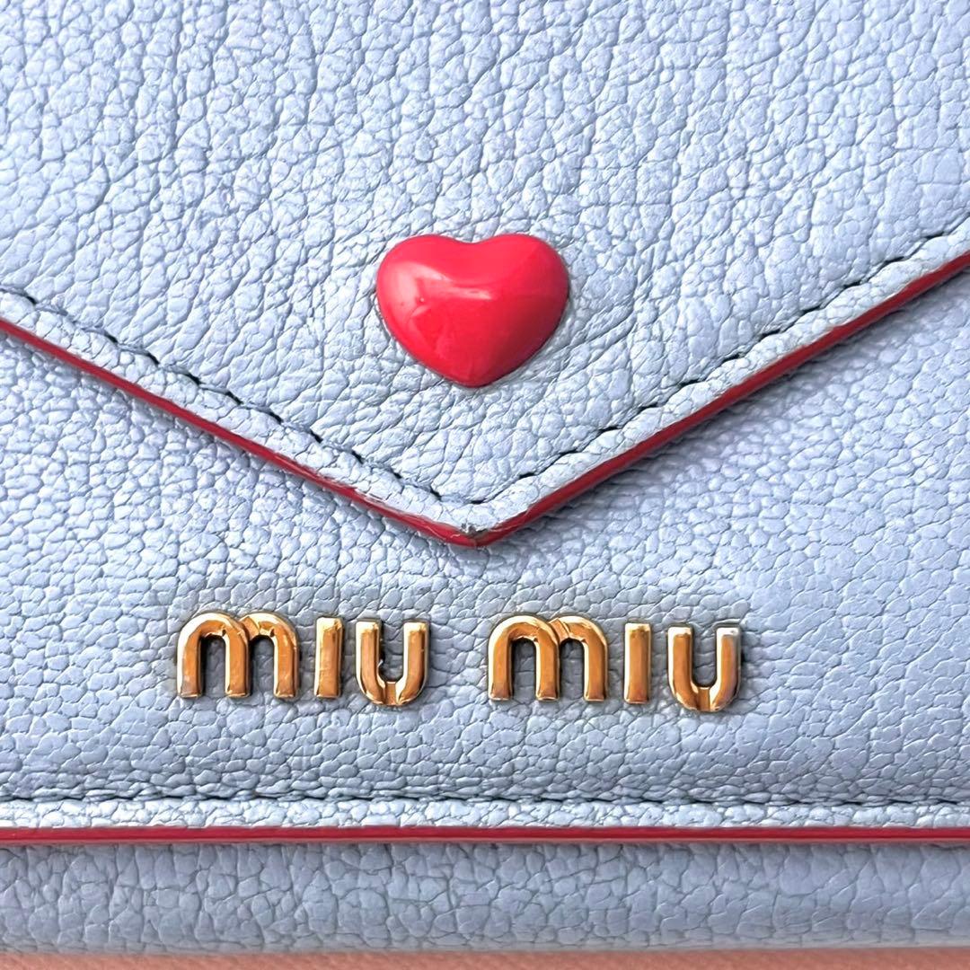 美品 miu miu ミュウミュウ マドラス ラブレター 折り財布　0211-④