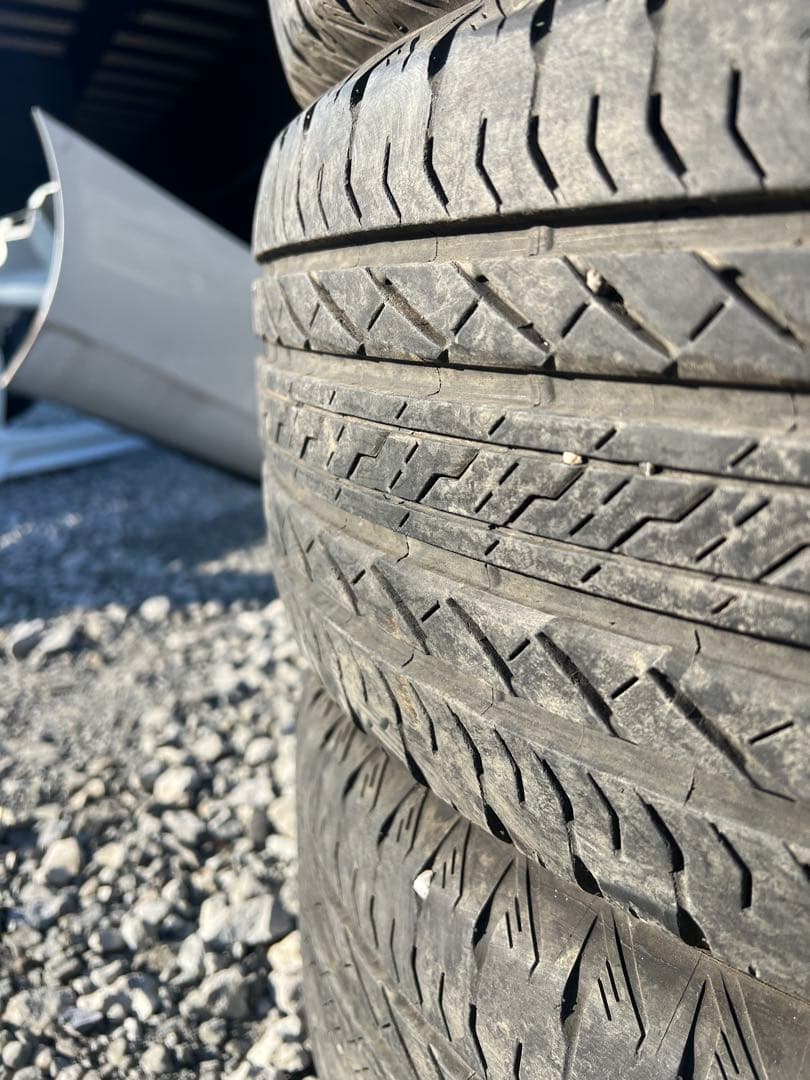 ブリヂストン　デューラー　h/l suvタイヤ　225/55r18 24年製