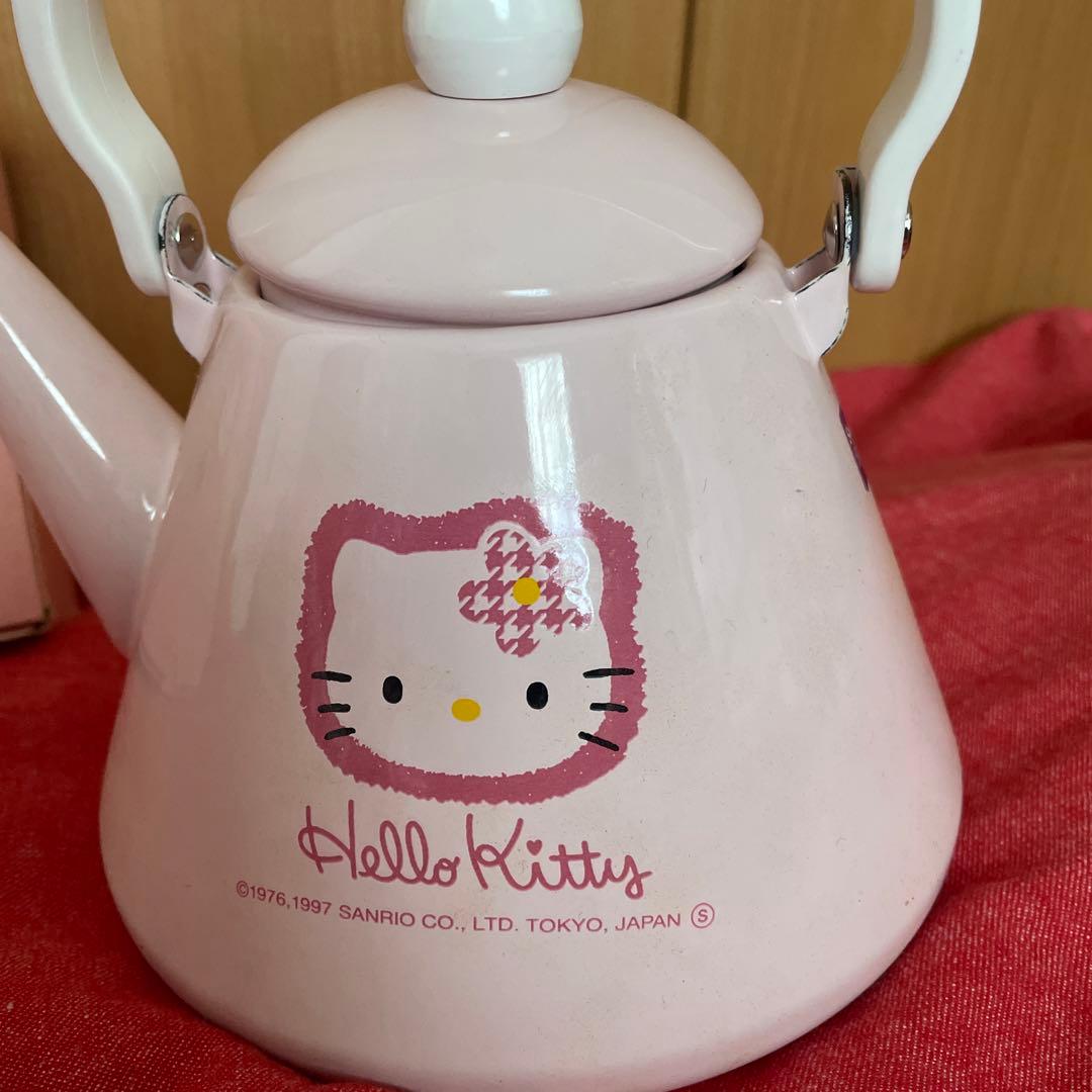 (新品) ハローキティ　　　　　千鳥キティ　　激レア