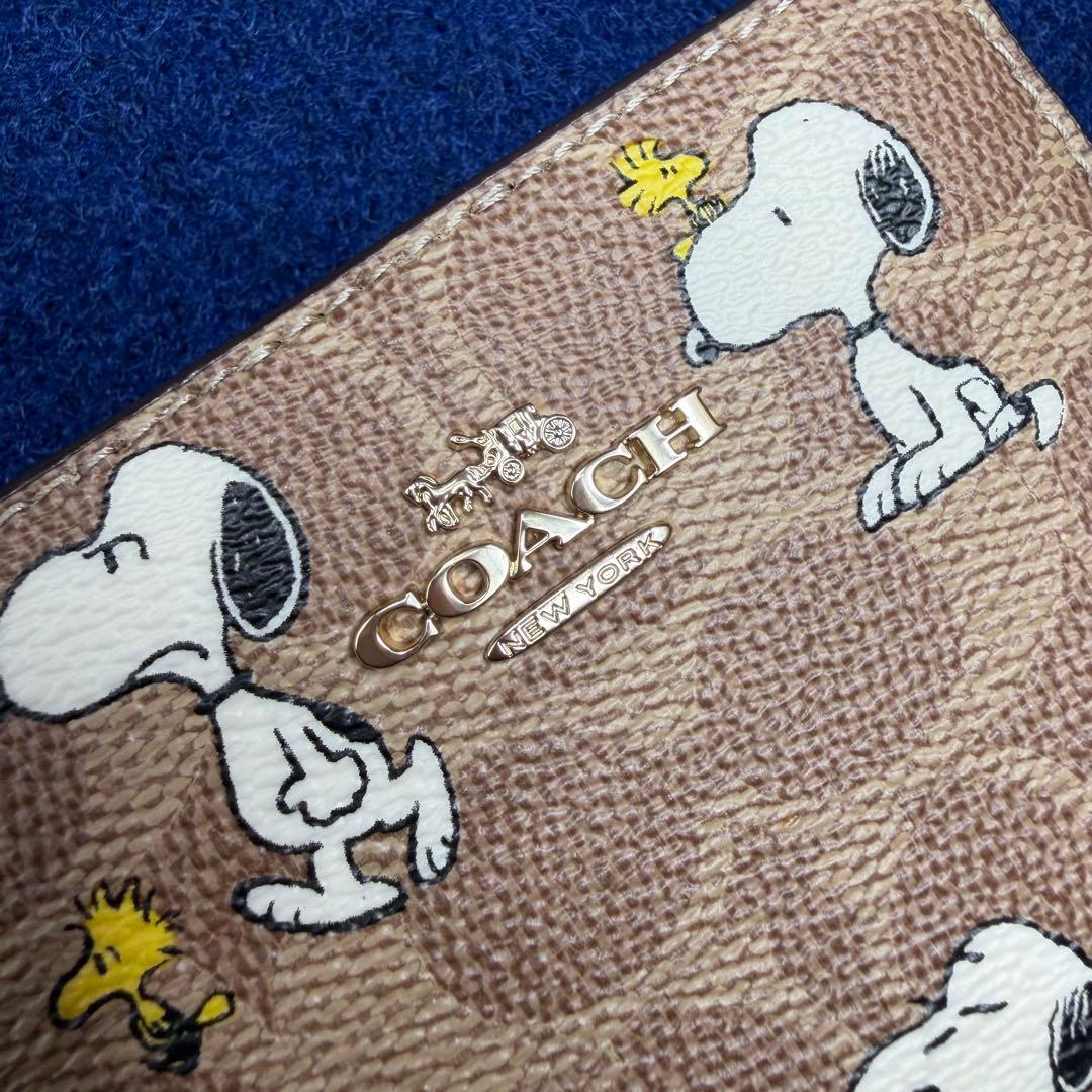 m*o様 COACH X PEANUTS コーチ新作 スナップ コンパクトZIP