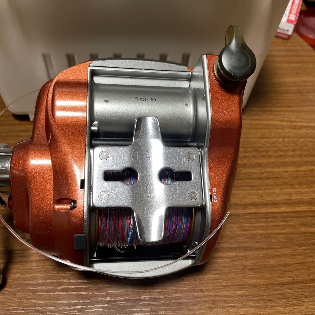 Daiwa MEGATWIN 電動リール オレンジ