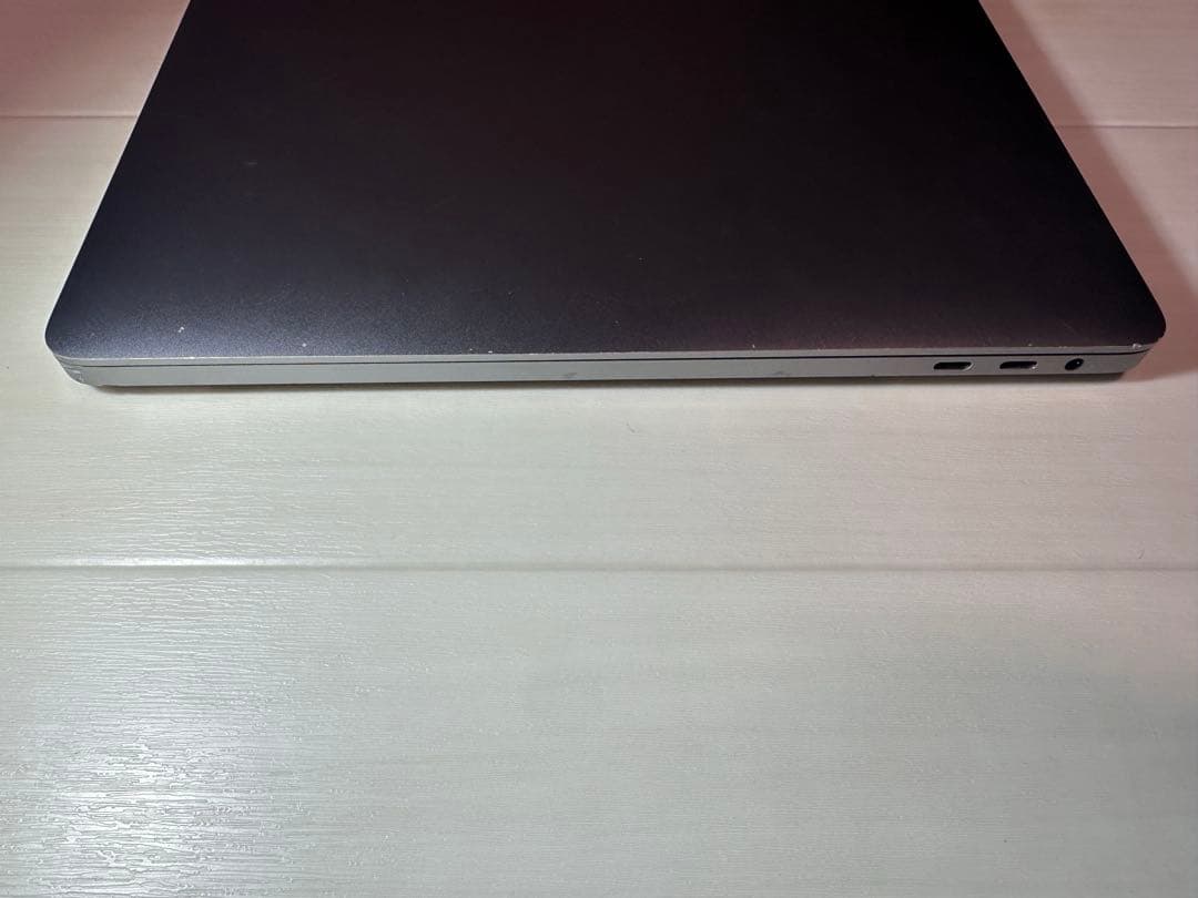 MacBook Pro 16インチ 2019 i7 16GB 512GB
