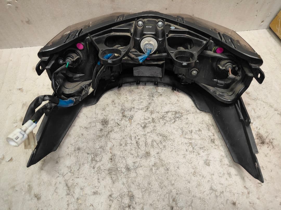 4型前期後期 シグナスX 純正テールランプ アンダーカバー付き
