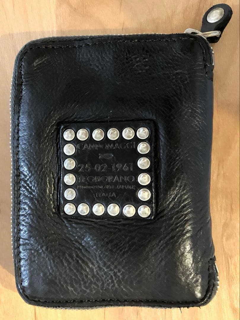 【美品】CAMPOMAGGI スタッズ財布