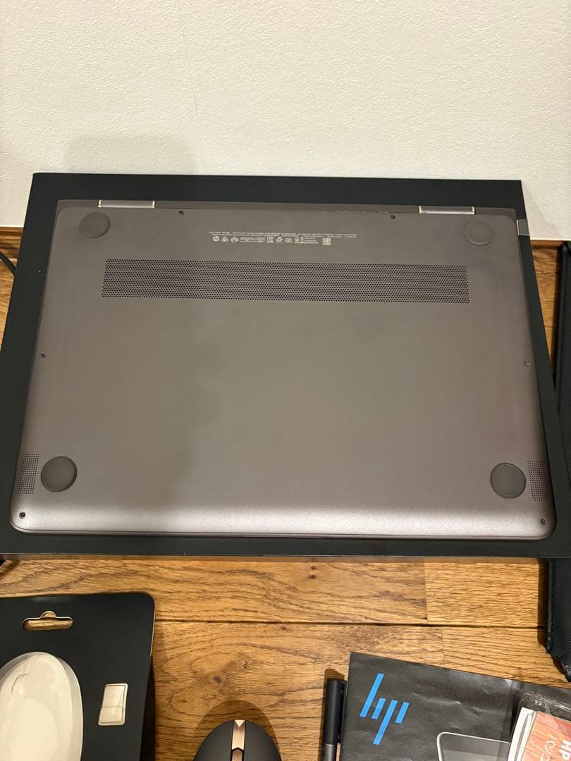 HP Spectre x360 13-ac008TU マウス付