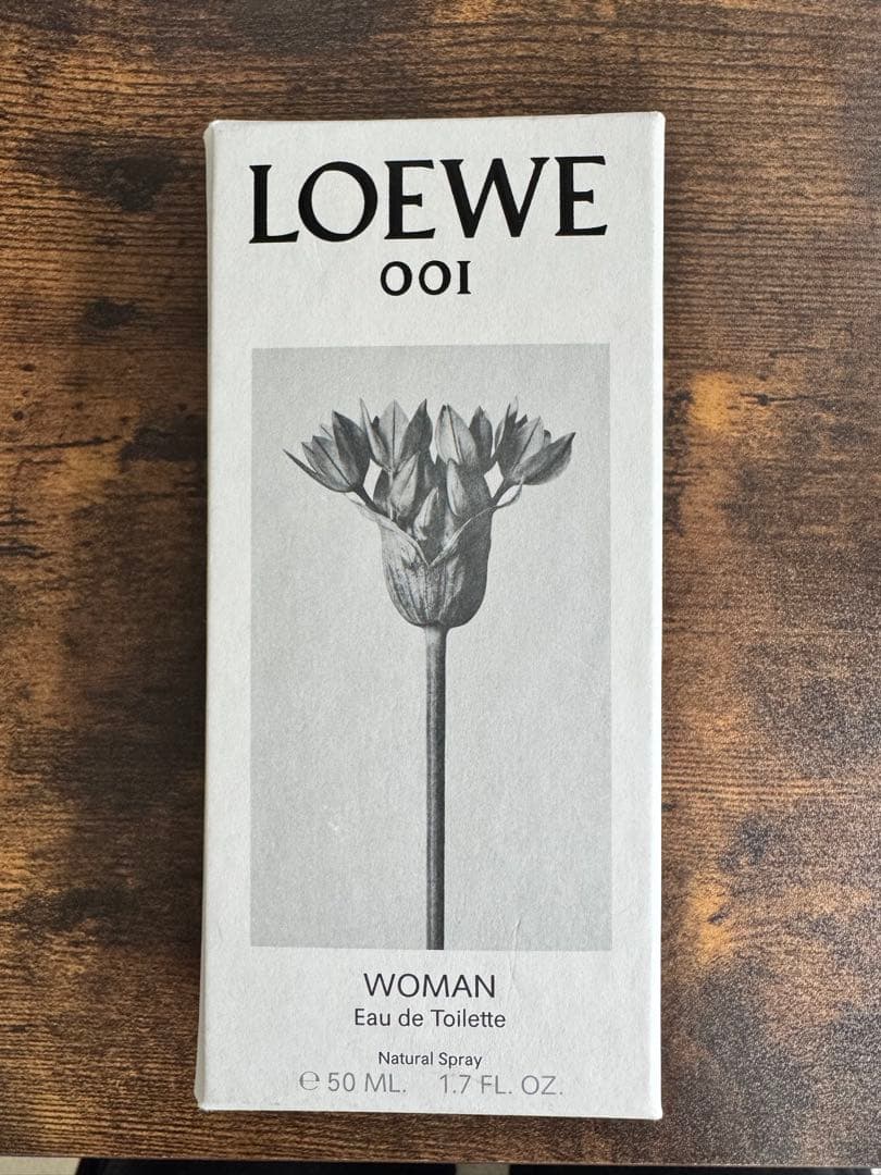 【ほぼ未使用】LOEWE 001 WOMAN オードトワレ 50ML