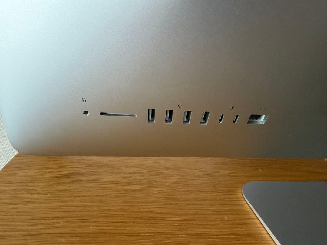 iMac（Retina 5K,27インチ,2019）40GB