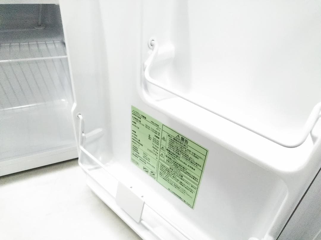 25年製 ヤマダオリジナル YRZC05N 冷蔵庫 右開き 47L REFAGE