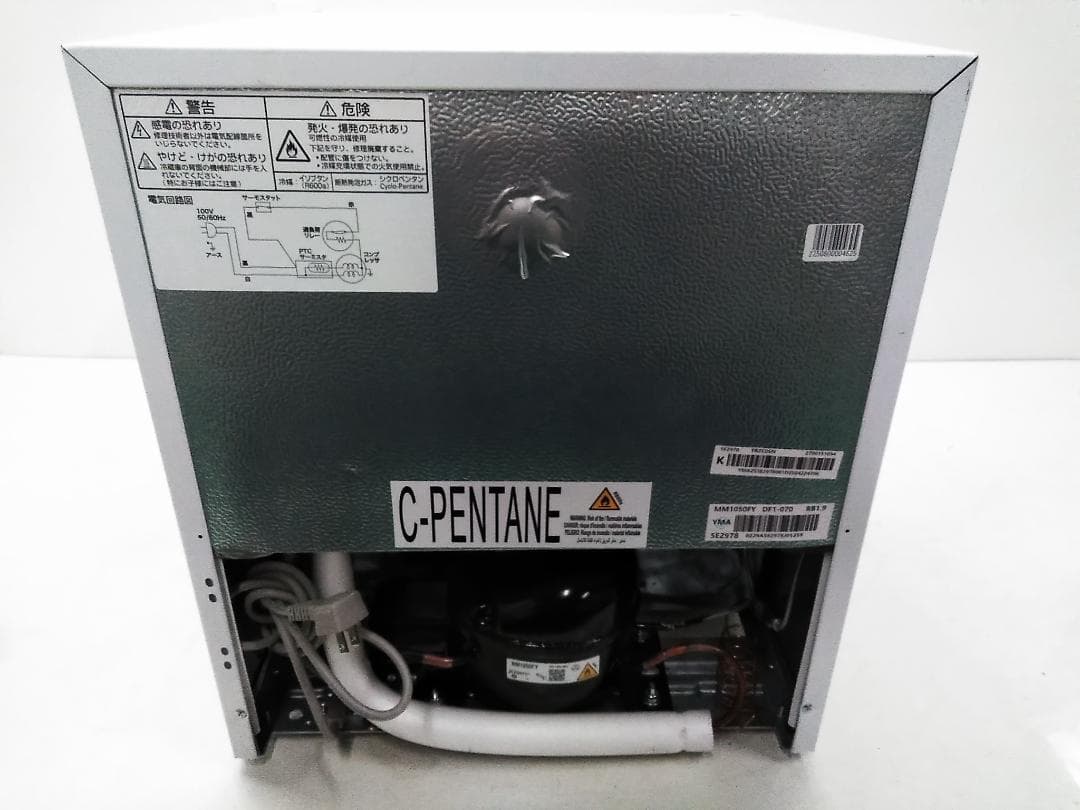 25年製 ヤマダオリジナル YRZC05N 冷蔵庫 右開き 47L REFAGE