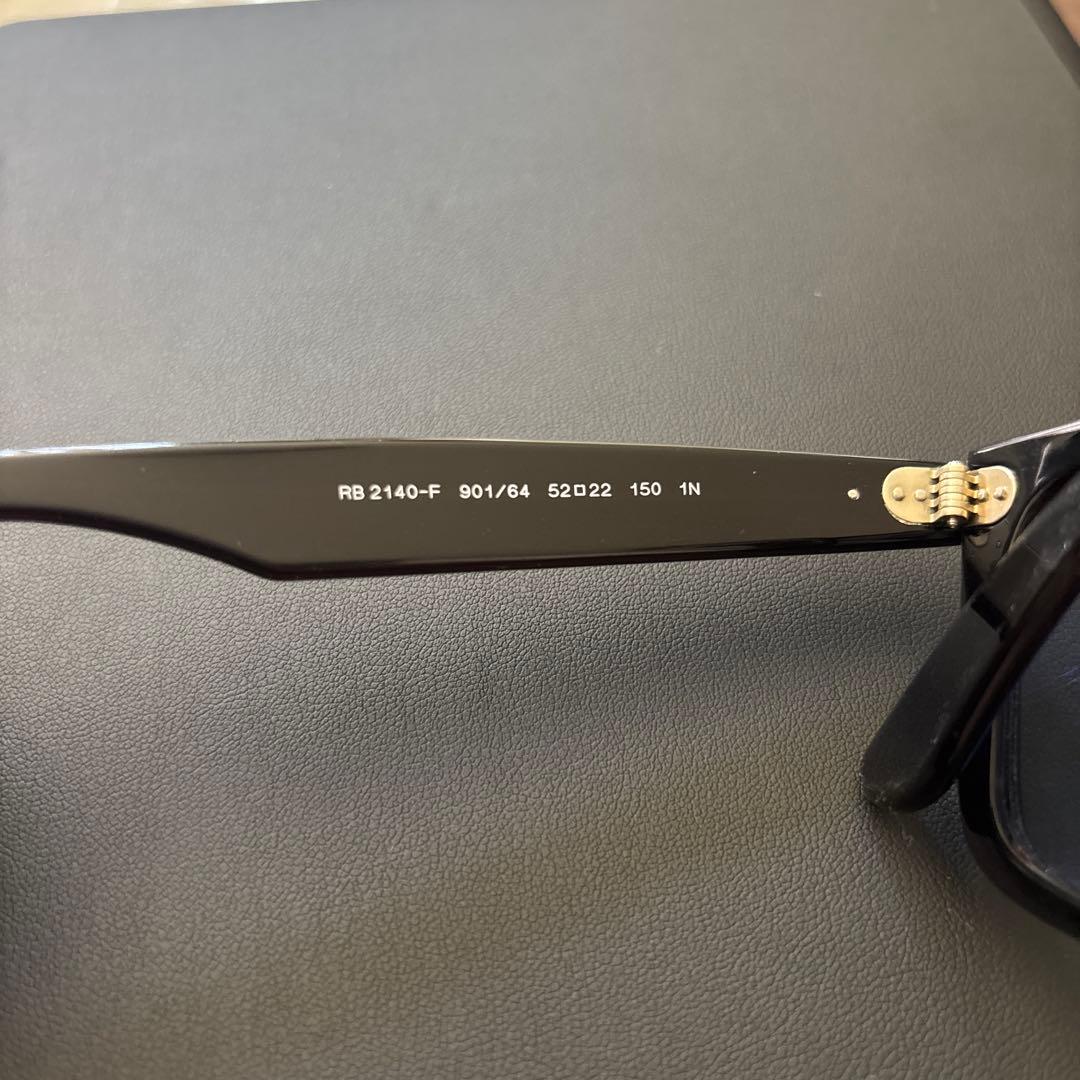 リ*ウ様 レイバン（Ray-Ban）「ウェイファーラー（WAYFARER）」のモ
