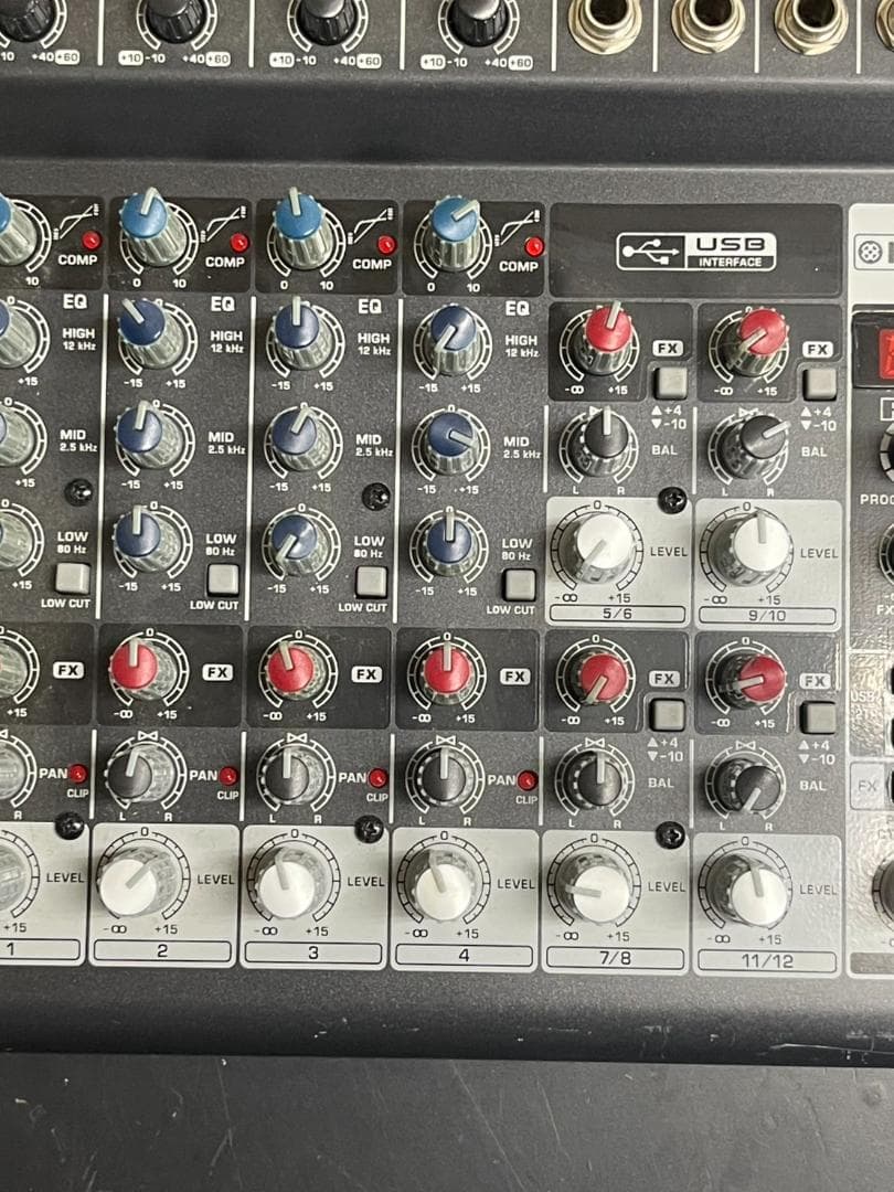 Behringer XENYX QX1202USB アナログミキサー 動作未確認