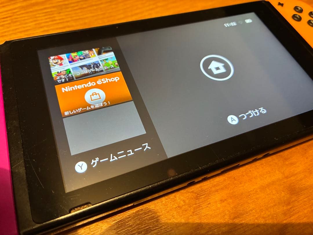 マ*ロ様 Nintendo Switch オレンジ/ピンク Joy-Con
