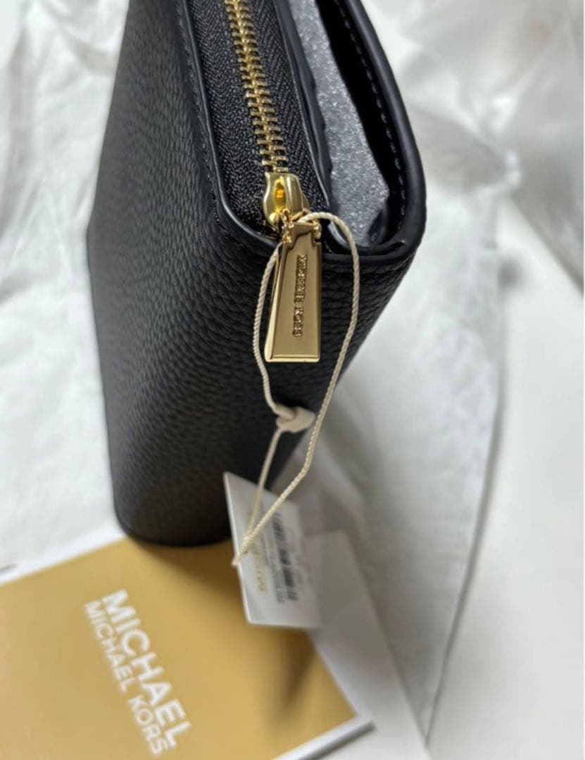 新品 BRYANT ビルフォールド ジップアラウンド ウォレット スモール