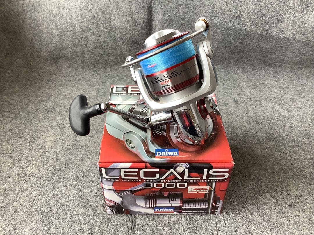 DAIWAスピニングリール　LEGALIS 2500、3000 2台セット