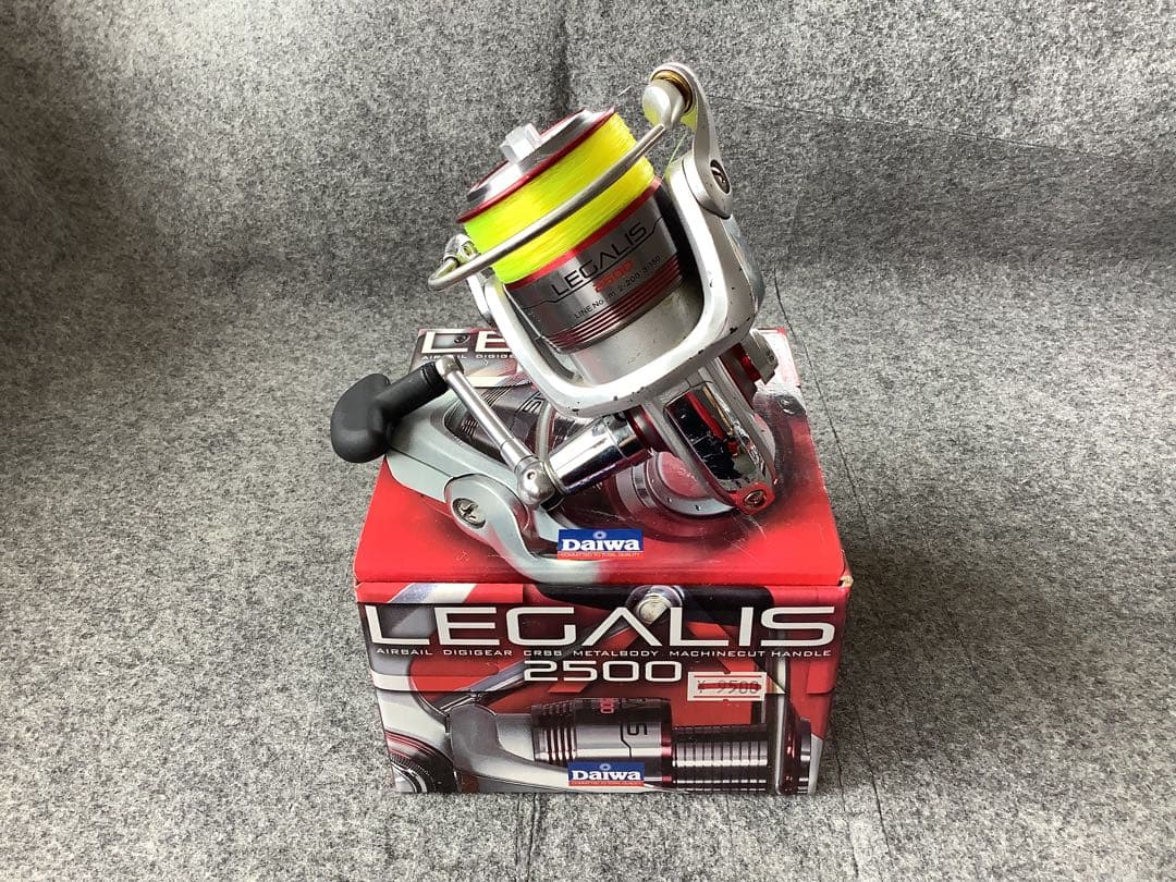 DAIWAスピニングリール　LEGALIS 2500、3000 2台セット
