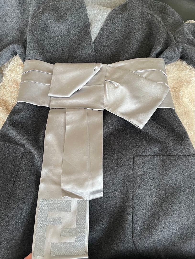 ニモ　最終値下げ！ FENDI カシミア　リバーシブルコート