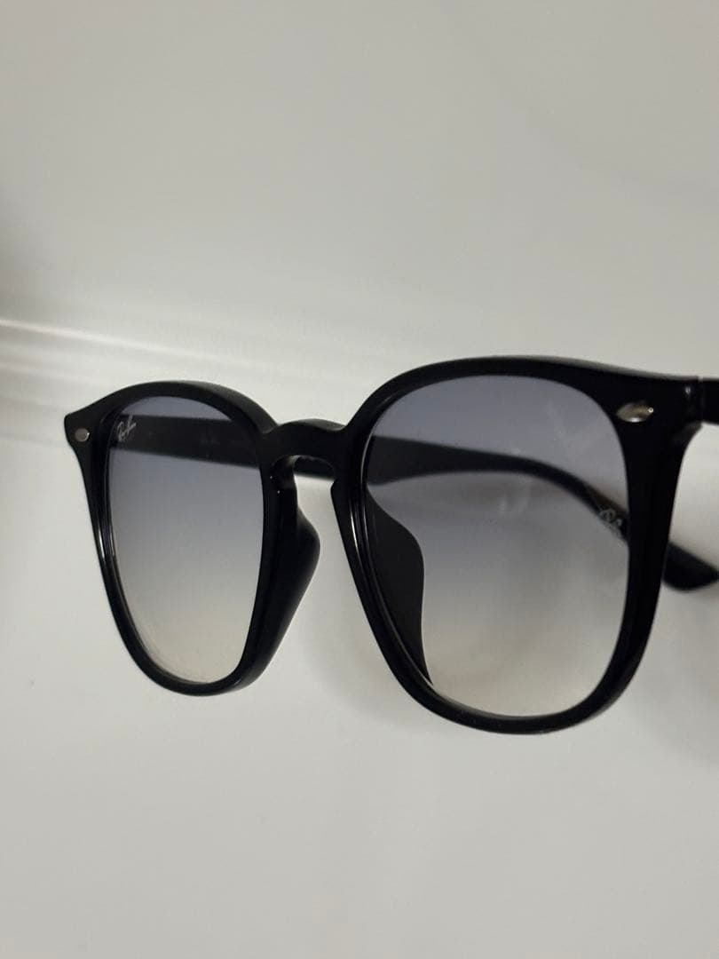 ★大人気モデル★RB4258-F 601/19★啓之輔さん着用 ★RayBan★