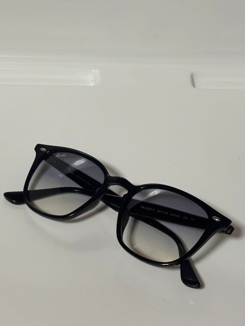 ★大人気モデル★RB4258-F 601/19★啓之輔さん着用 ★RayBan★