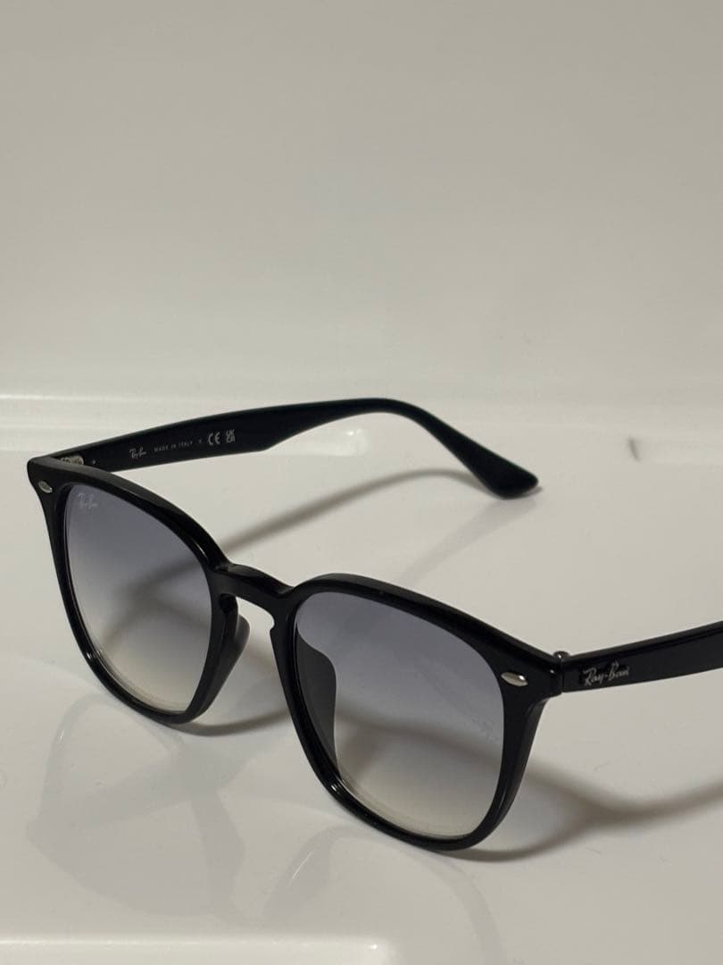 ★大人気モデル★RB4258-F 601/19★啓之輔さん着用 ★RayBan★