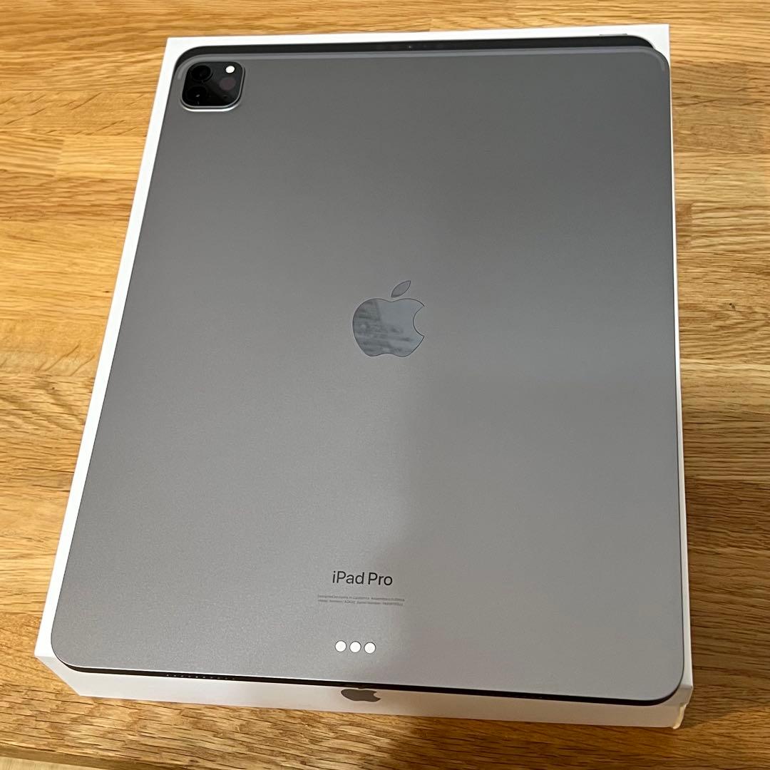 【美品】 iPadPro 12.9 第6世代 256GB【バッテリー容量99%】