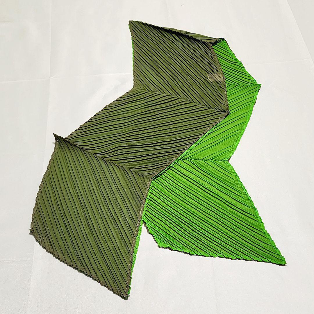 美品 PLEATS PLEASE プリーツプリーズ ストール シフォン グリーン