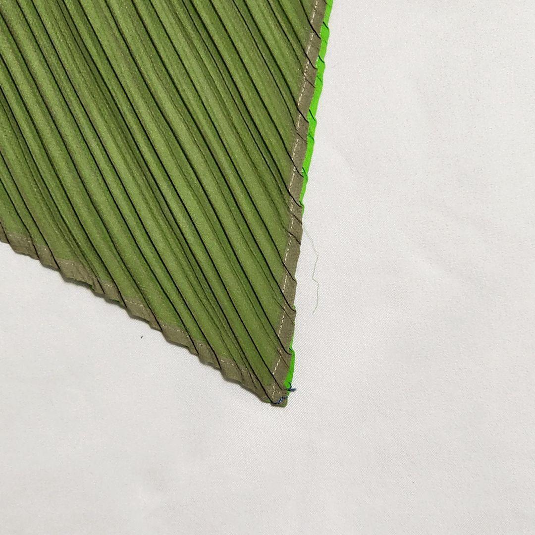 美品 PLEATS PLEASE プリーツプリーズ ストール シフォン グリーン