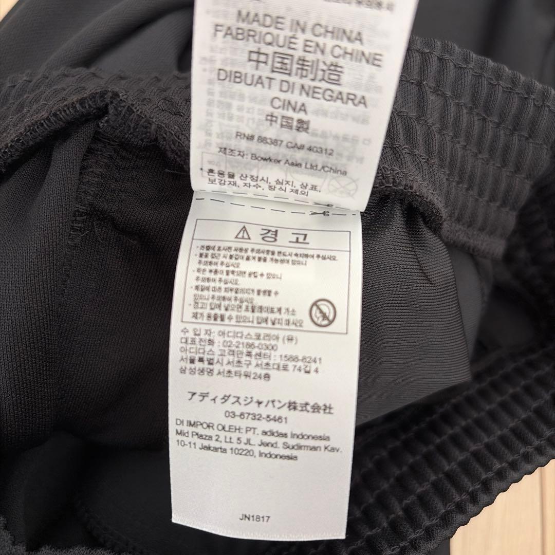 ★新品 adidas ブラック ジャージ上下セット★