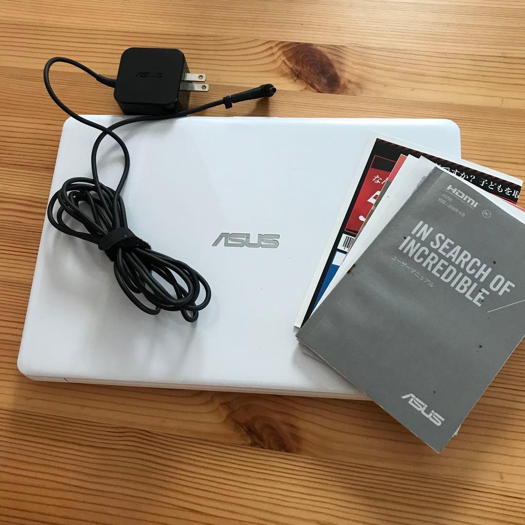 ASUS ノートPC ホワイト Intel HDMI