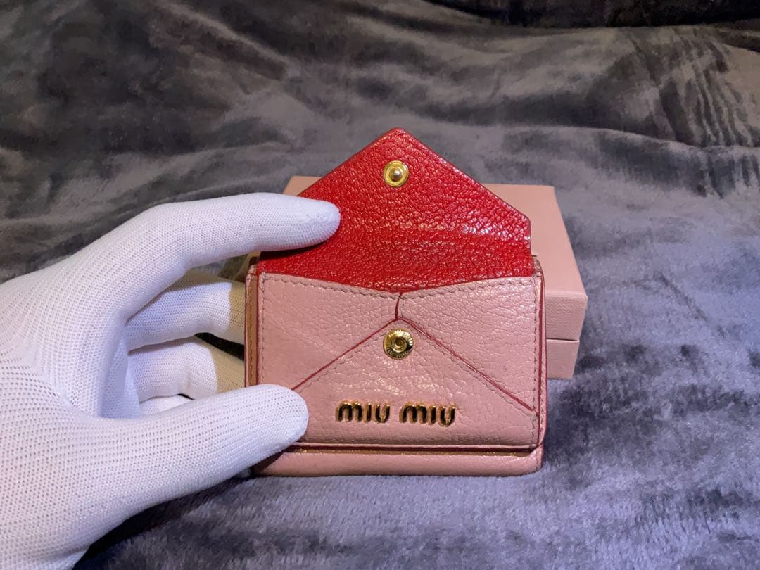 【激レア 美品】ミュウミュウ　マドラス ラブレター　三つ折り財布　ピンク系