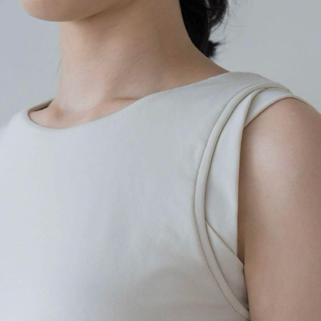美品　SUKALA フレアタンクトップ