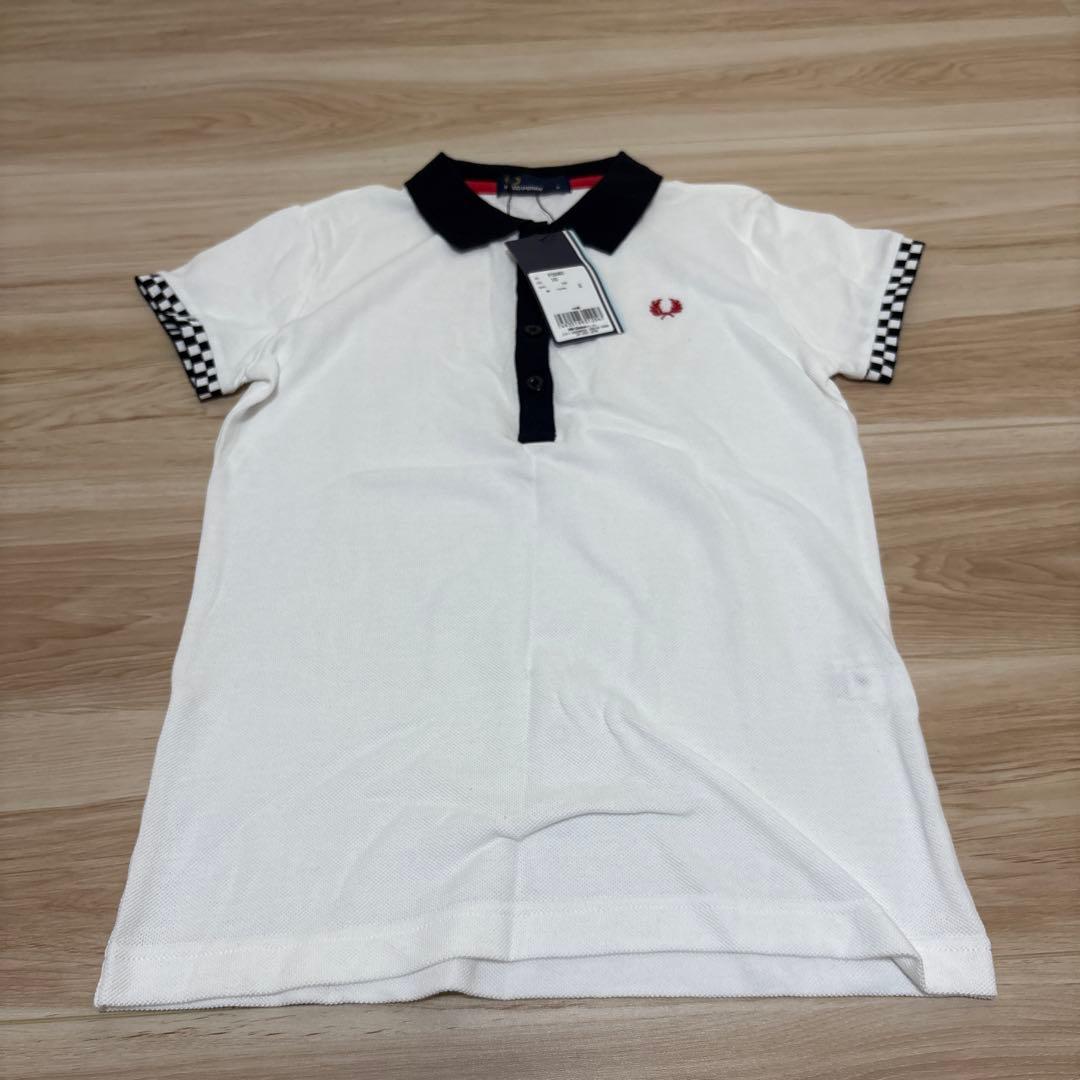 ▪️FRED PERRY ポロシャツ　半袖　新品未使用タグ付　ロゴ刺繍