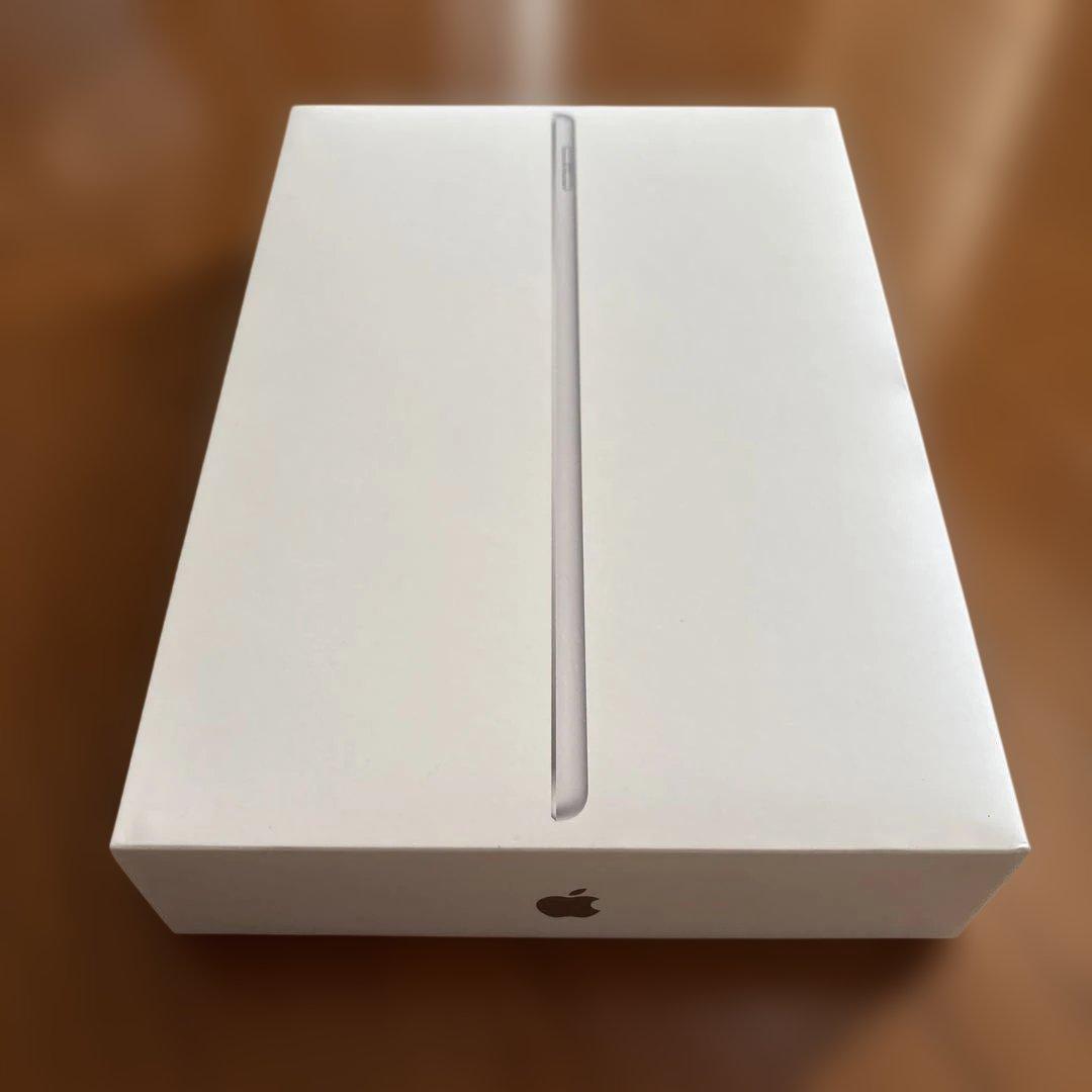 Apple iPad 第9世代wifiモデル　シルバー