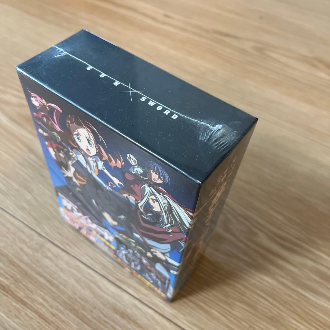 ガン×ソード Blu-ray BOX〈完全限定盤・4枚組〉　新品未開封