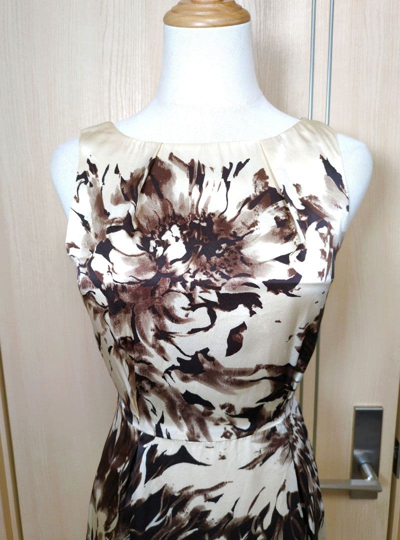 Max Mara マックスマーラ　シルク混花柄ノースリーブワンピース　36