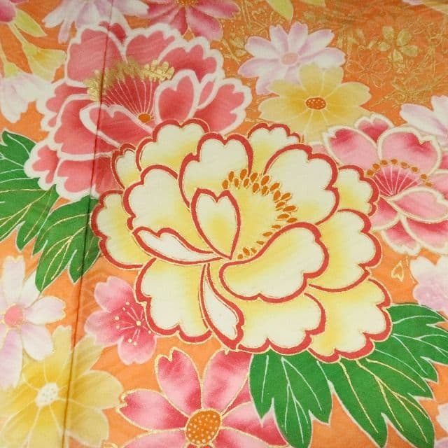 ｍ2218＊美品 正絹 刺繍 牡丹 鞠 菊 ワイドサイズ 成人式 振袖単品