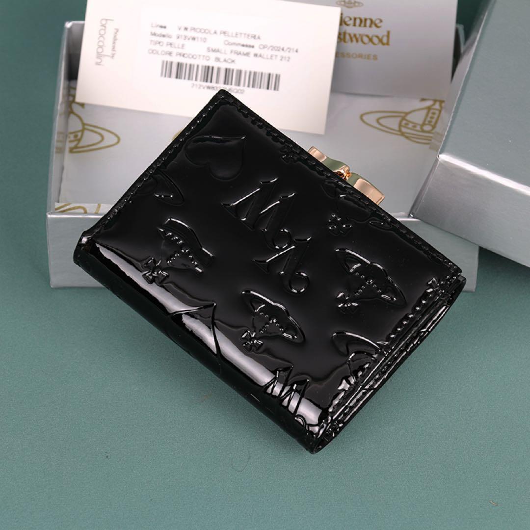 Vivienne Westwood ブラック三つ折り財布 ＃21135