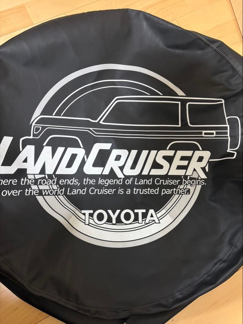 ランクル現行70 背面タイヤカバー　純正