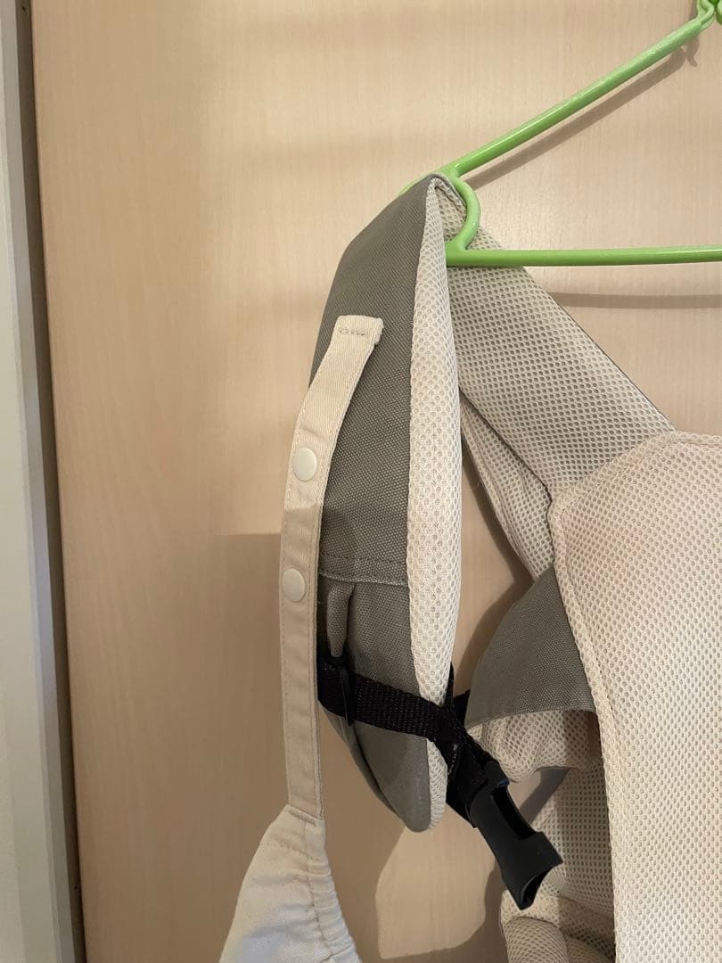【美品】NICO 抱っこ紐 グレージュ