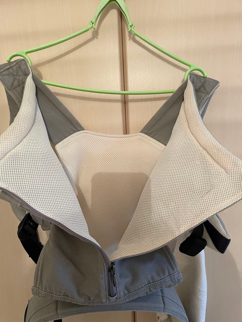 【美品】NICO 抱っこ紐 グレージュ