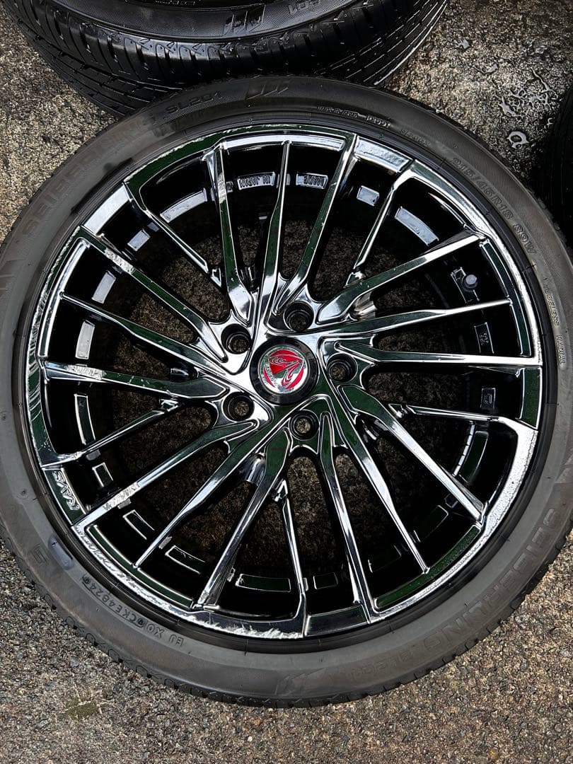 たい　レイズ　ベルサス　アベントゥーラ　18インチ　4本セット