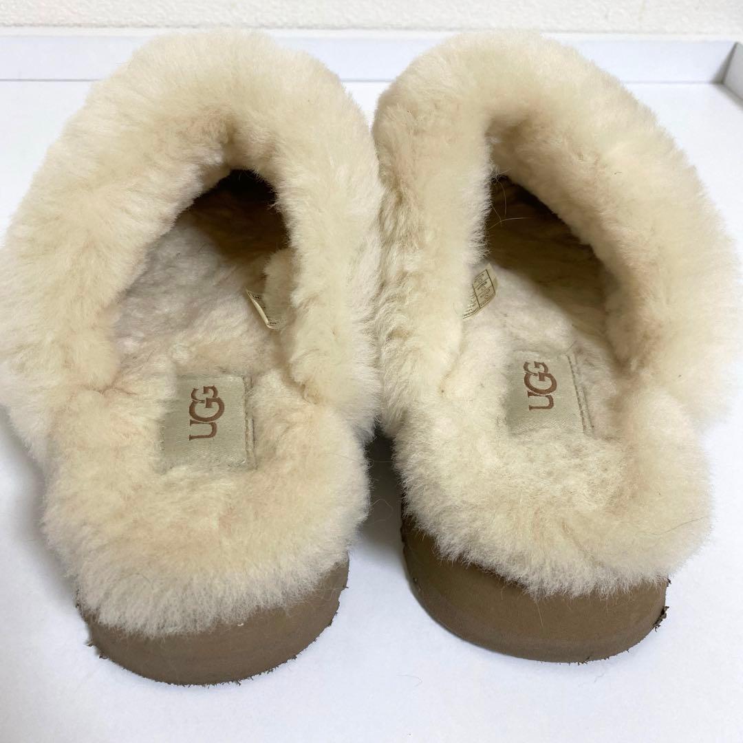 ugg ムートンブーツ　スリッポン