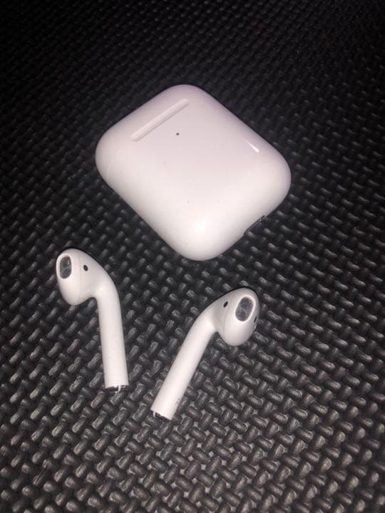 スマホアクセサリー Apple AirPods2