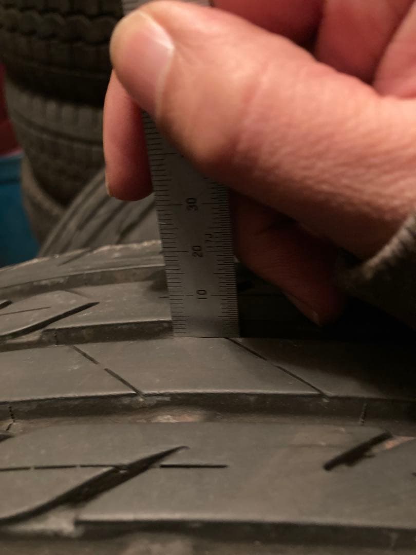 さっちゃん①ブリヂストンNextry 185/60R15 タイヤ4本