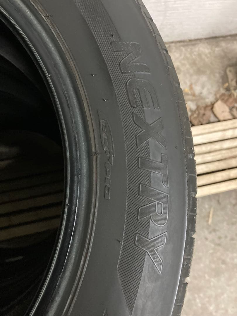 さっちゃん①ブリヂストンNextry 185/60R15 タイヤ4本