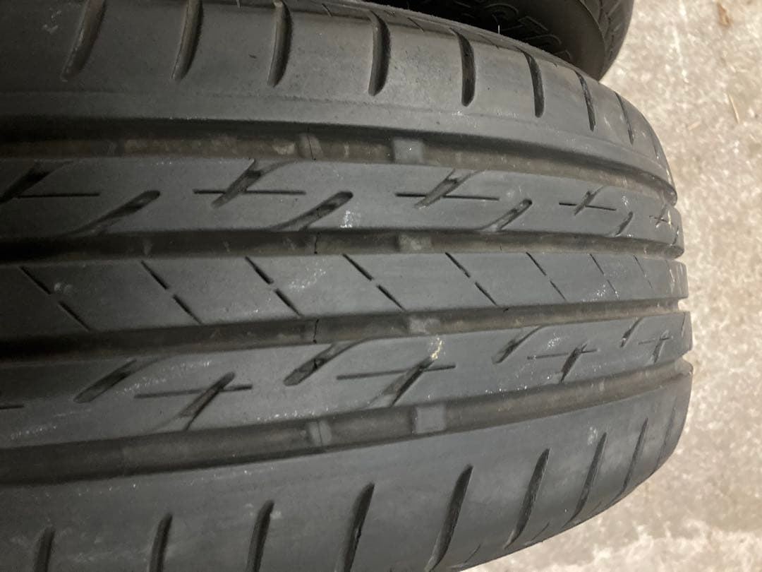 さっちゃん①ブリヂストンNextry 185/60R15 タイヤ4本